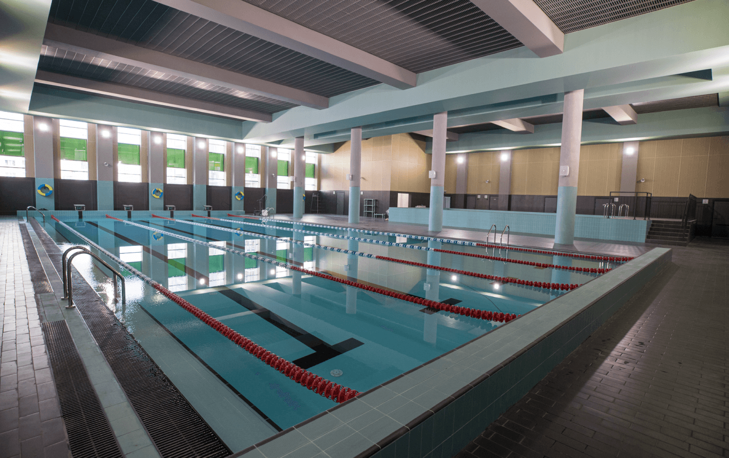 бассейны - проектирование освещения от компании Световые Технологии