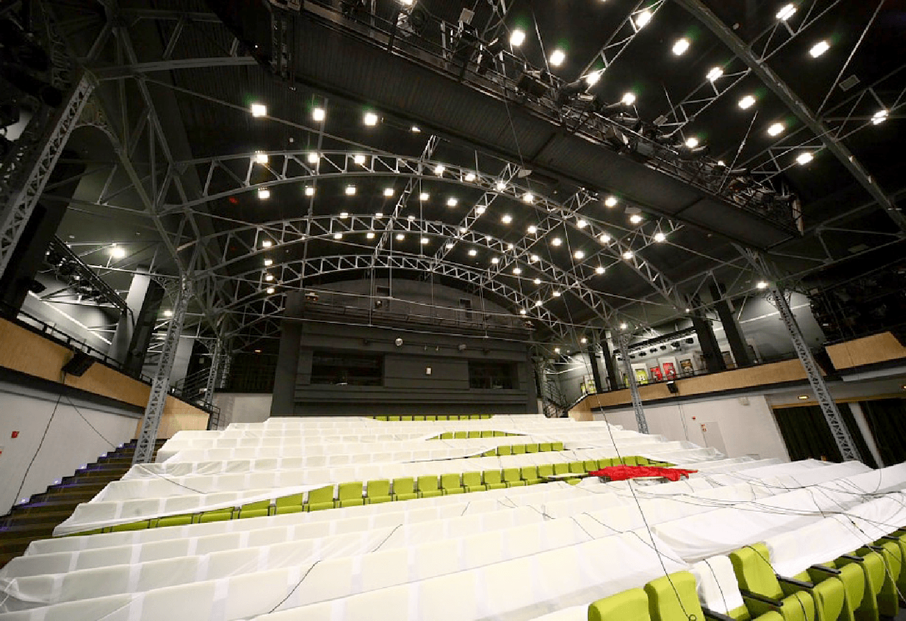 Youth Theatre on the Fontanka - проектирование освещения от компании Световые Технологии