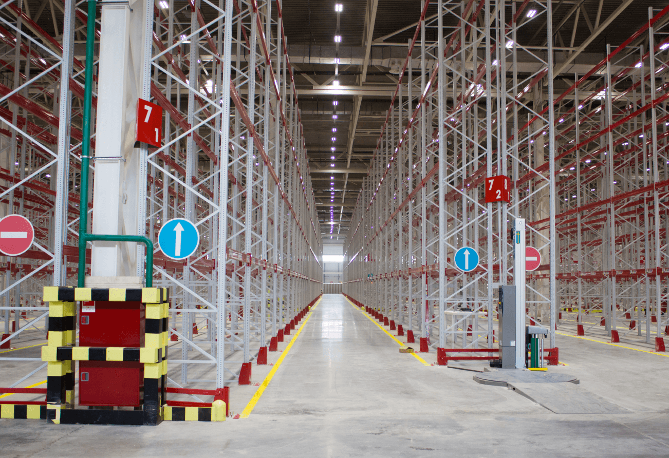 Распределительный центр Х5 Ритейл - проектирование освещения от компании Световые Технологии