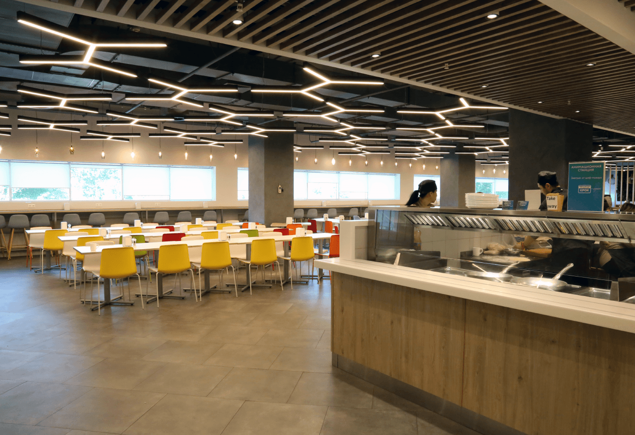 Столовая компании КРОК - проектирование освещения от компании Световые Технологии