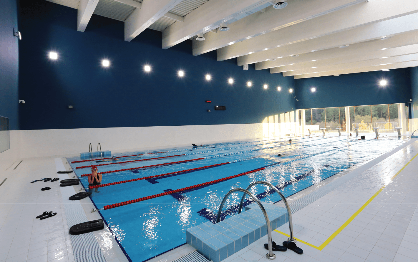 бассейны - проектирование освещения от компании Световые Технологии